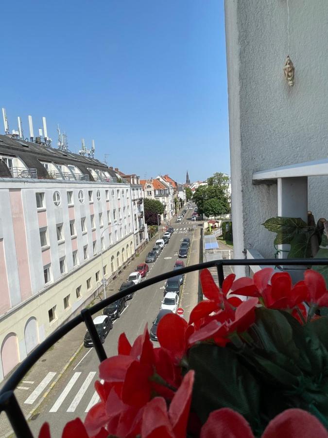 Guest Room "We Are With You In This Flat" Straßburg Exterior foto