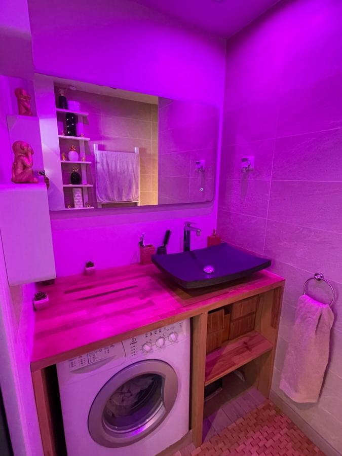 Guest Room "We Are With You In This Flat" Straßburg Exterior foto
